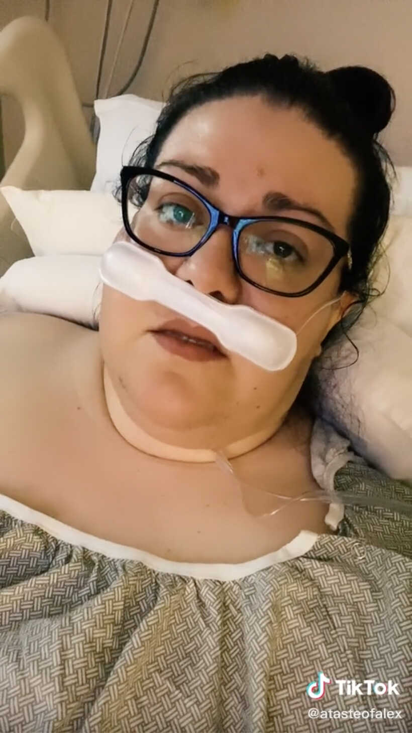 ‘I’m looking for a wake woman, unvaccinated’