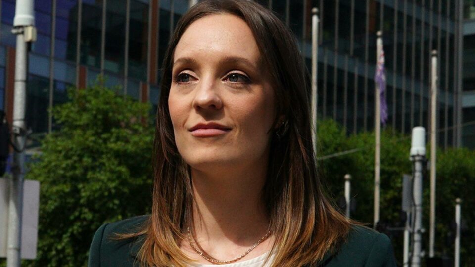 Staffer in new compo bid against teal MP