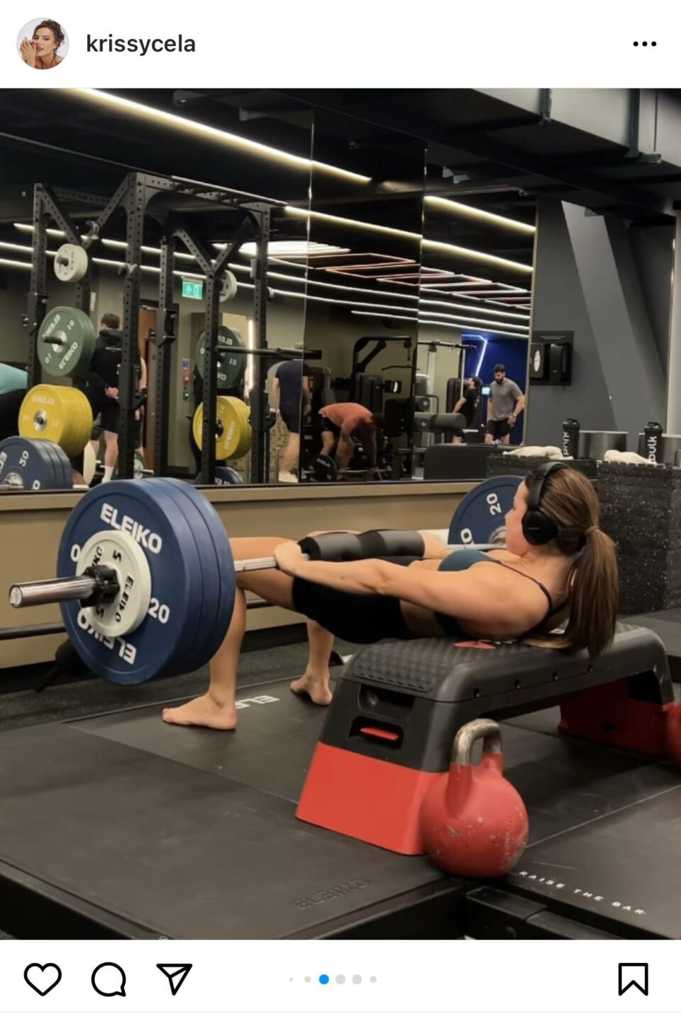 ‘Full of germs’: ‘Gross’ trend of wearing socks and sandals to gym