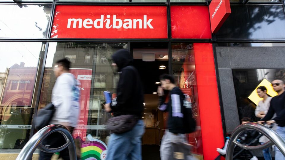 Cash bonus for thousands of Aussies