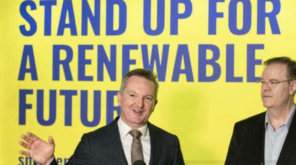 Bowen warns nuclear policy and renewables not compatible