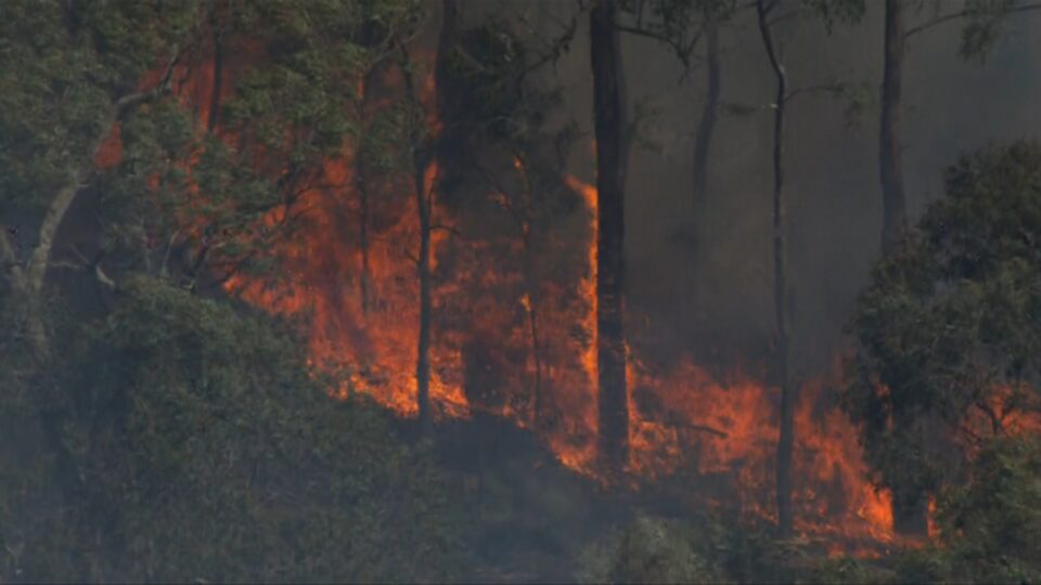 ‘Not safe to return’ as Vic fires rage