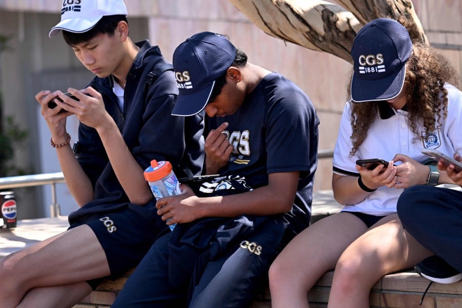Teen news boss’ vow after social media ban