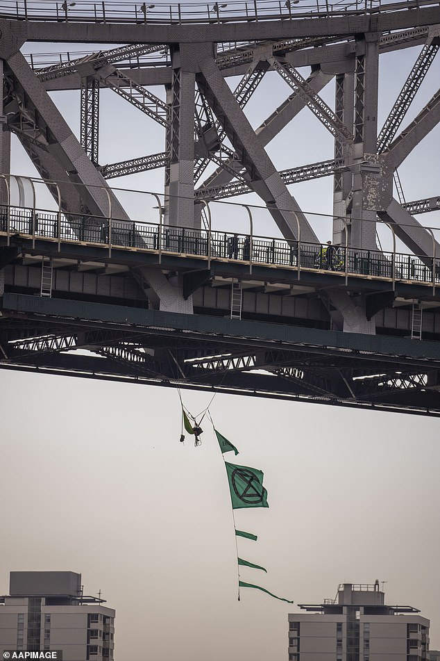 Protesters threaten to shut down Brisbane’s Story Bridge